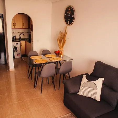 شقة فندقية Costa Blanca تورّيفيِخا